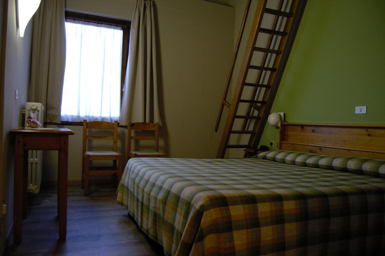 Hotel Valdotain Villeneuve Exterior photo
